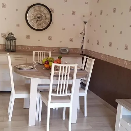 T2 Dans Jolie Résidence Arborée De
